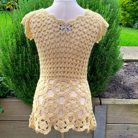 ASPARAGUS AUSTRALIA | Crochet top in cream - Picture 4 of 6